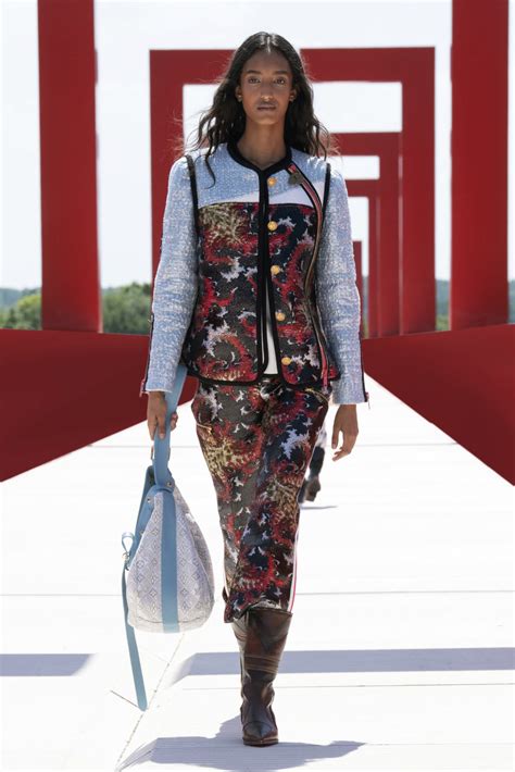 lv cruise fashion show on 28th|louis vuitton cruise show 2022.